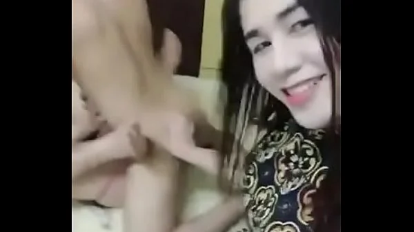 คลิปเย็ดกระเทย สาวสองสวิงกิ้งผู้ชายนัดเย็ดระยอง เอาตูดมันโครตมัน
